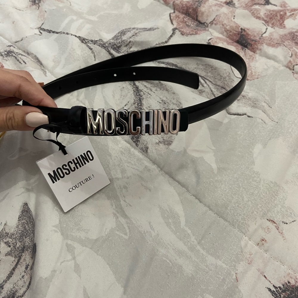 COPY - Brand new moschino belt